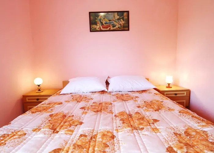 Sime Apartamento Nin